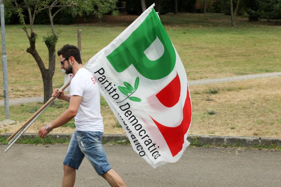 
	Un'immagine d'archivio di un sostenitore del Partito democratico

