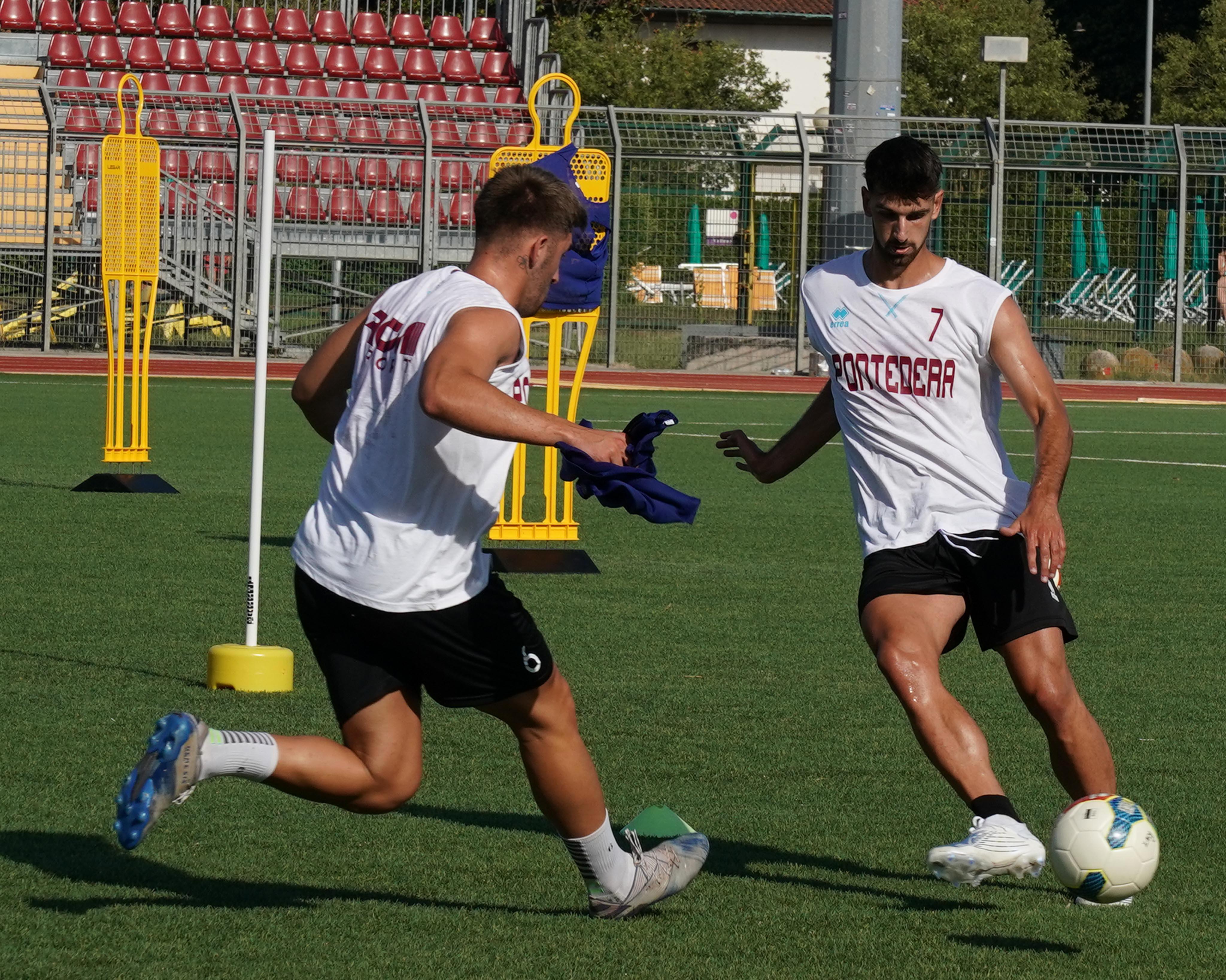 Una sessione di lavoro consumata sul terreno dello stadio Mannucci in questi giorni dai giocatori del Pontedera