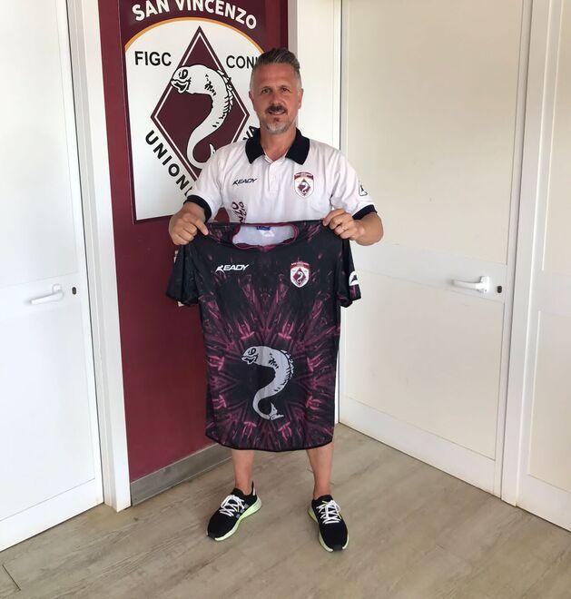 Ricky Trapassi con la maglia del San Vincenzo