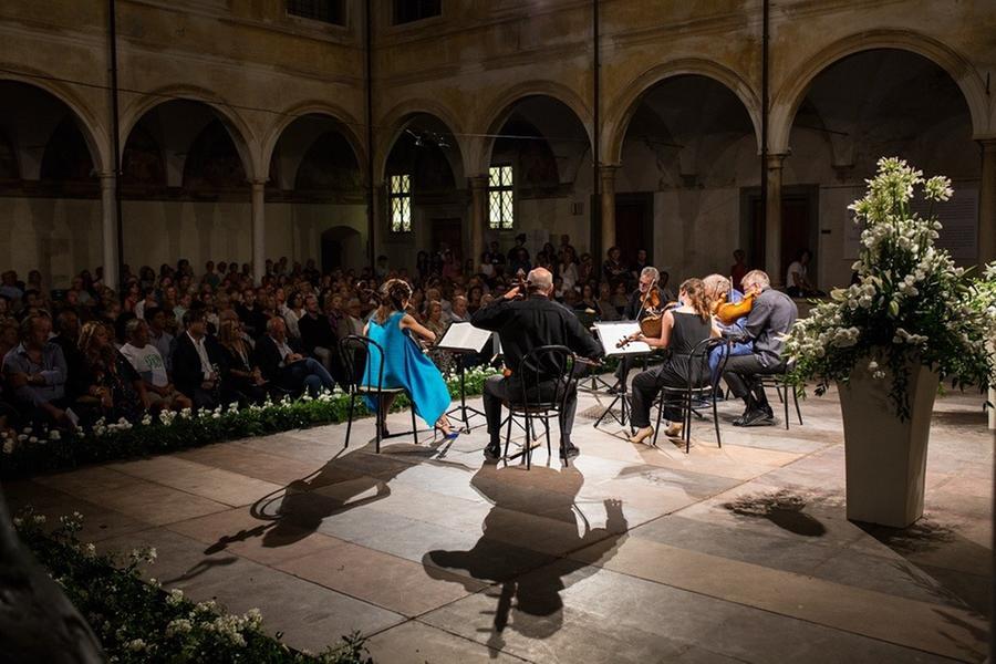 Guttman, si esalta per Pietrasanta in Concerto: «Amo la musica e questa città» 