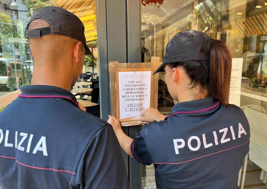 Montecatini, sequestrato il locale “Acqua”: le accuse a titolare e dipendenti