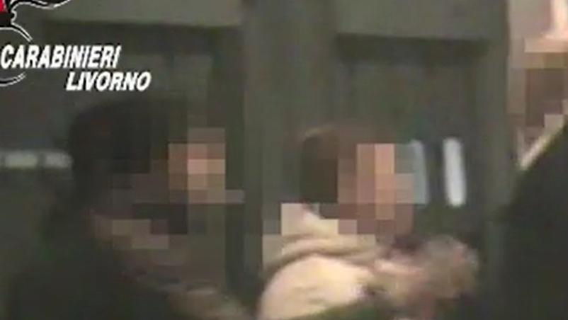 Un’immagine connessa all’inchiesta legata al racket dei buttafuori, coordinata dalla procura di Livorno con le
indagini delegate ai carabinieri del nucleo investigativo di Livorno
