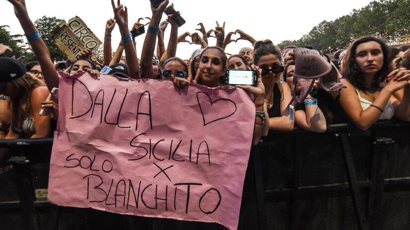 Tantissimi giovani al concerto di Blanco (Foto Fiorenzo Sernacchioli)