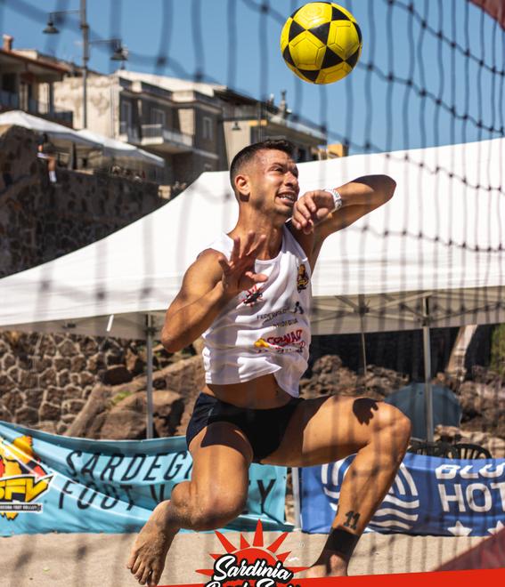 Il “Sardinia Beach” a Castelsardo: dieci giorni di sport sulla spiaggia