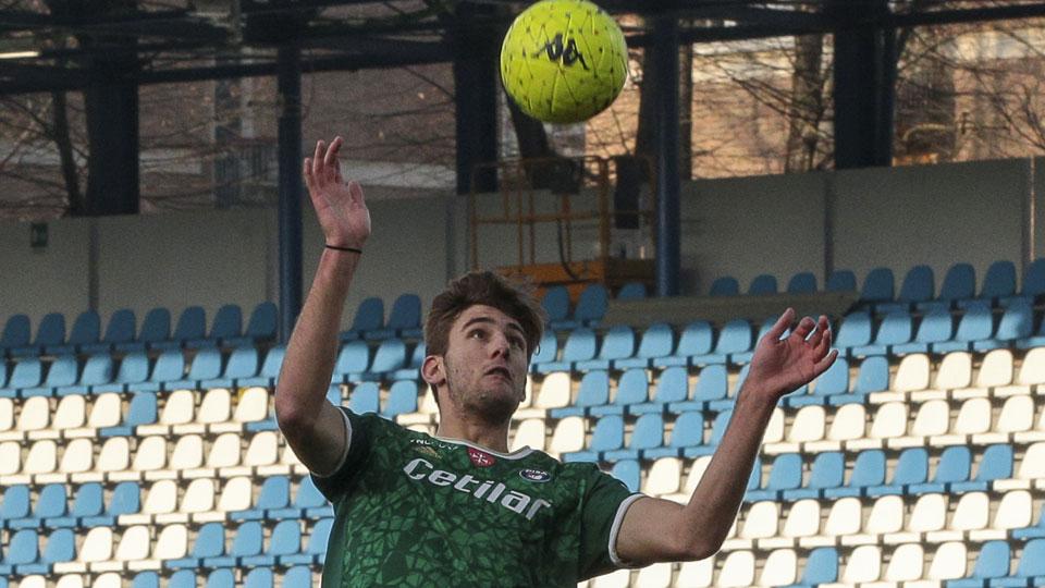 Lorenzo Lucca in azione con la maglia del Pisa (foto agenzia Massimo Sestini)