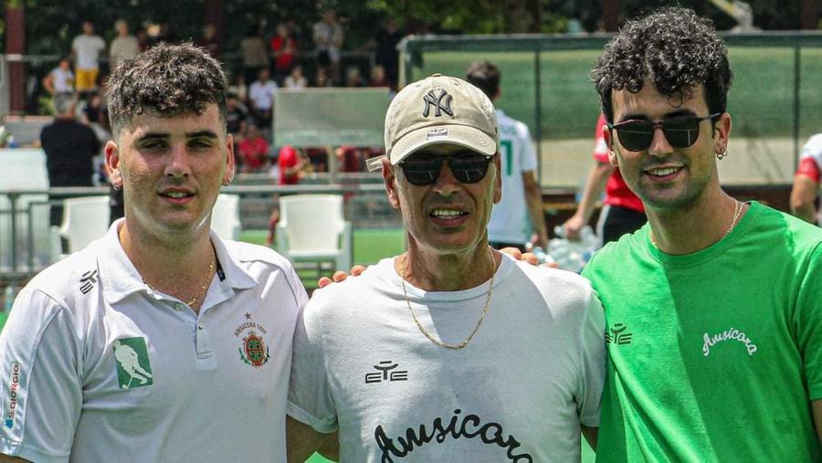 
	Roberto Giuliani assieme ai figli Davide e Lorenzo

