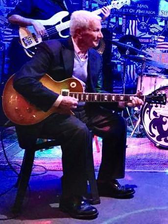 Addio Tony, icona di un’epoca. Ha spiegato la musica a generazioni di livornesi