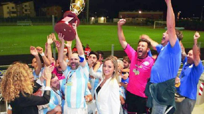 
	L&rsquo;esultanza della squadra di Cintolese dopo la vittoria nel 2019

