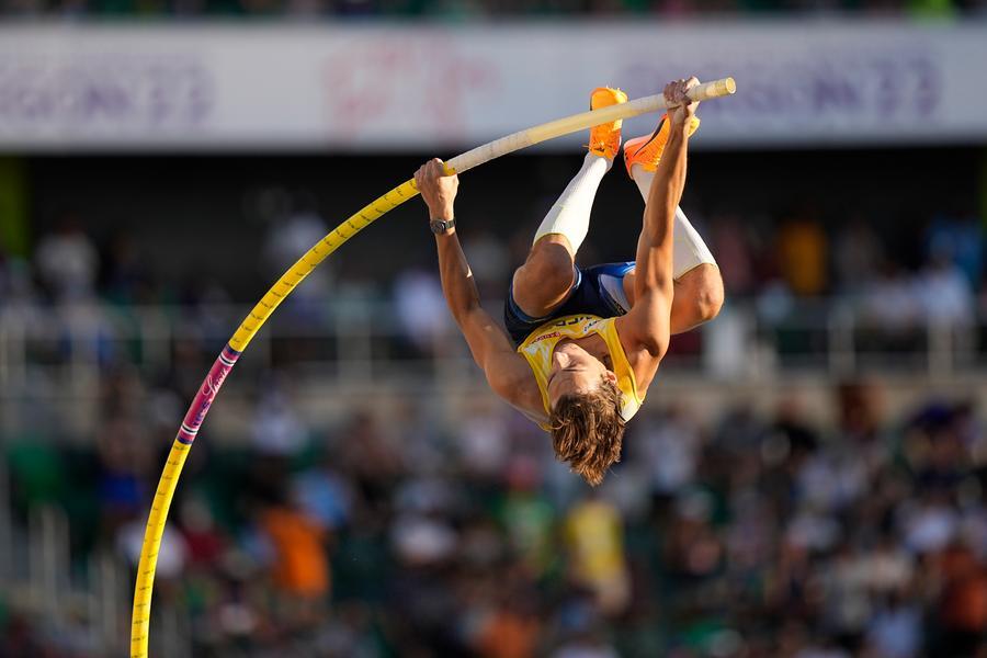
	Il salto mondiale di Duplantis

