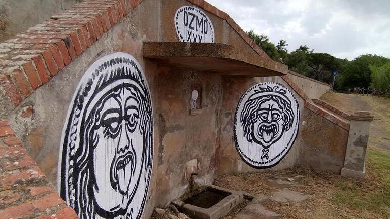 Murale di Ozmo a Baratti: la Procura avvia l’indagine