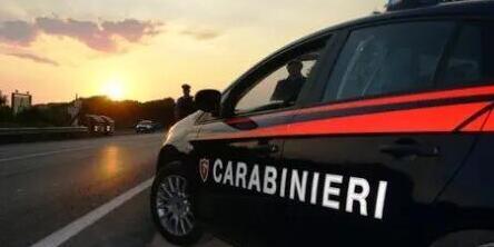 Lite tra studenti: uno resta ferito, colpito alla testa con una bottiglia