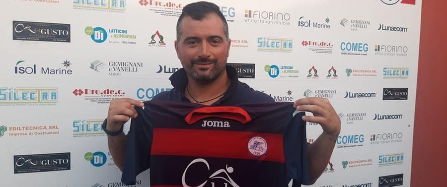 
	Vincenzo Parente, nuovo vice di Luca Laghi sulla panchina della San Marco Avenza Juniores&nbsp;


