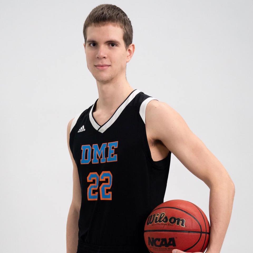 Lorenzo da Volterra atterra sul tetto del basket italiano