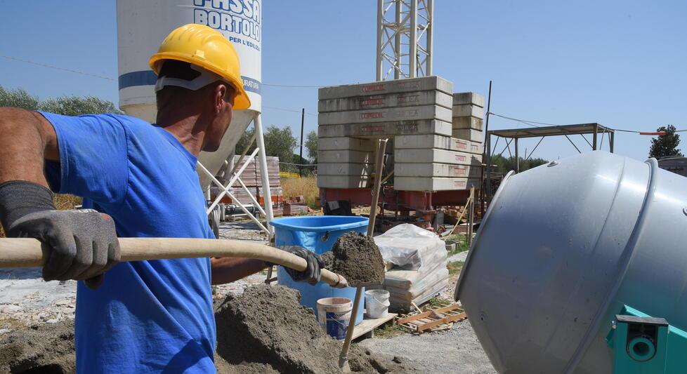 Caldo  “Fuga” dal cantiere 
