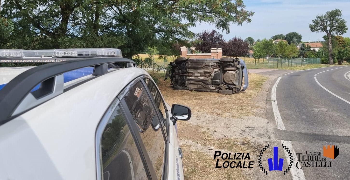 Vignola Si ribalta con la Punto ma esce incolume dall’incidente