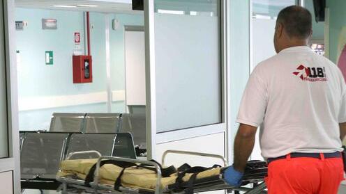 Ferrara, pazienti fermi al pronto soccorso: l’ospedale rimodula piccole operazioni