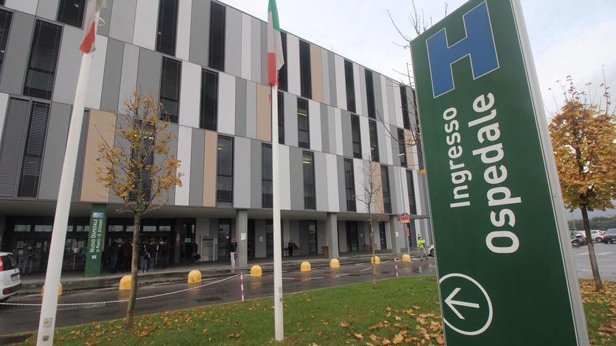 Caos al pronto soccorso di Prato. L’Asl: “Riaprono 22 posti letto”