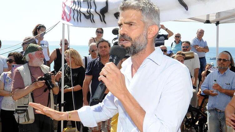 Piombino, Ferrari spegne le voci: «Roma? No, resto qua a fare il sindaco»