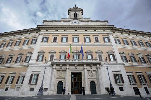Decreto energia: notificato a Palazzo Chigi il ricorso della Regione Sardegna