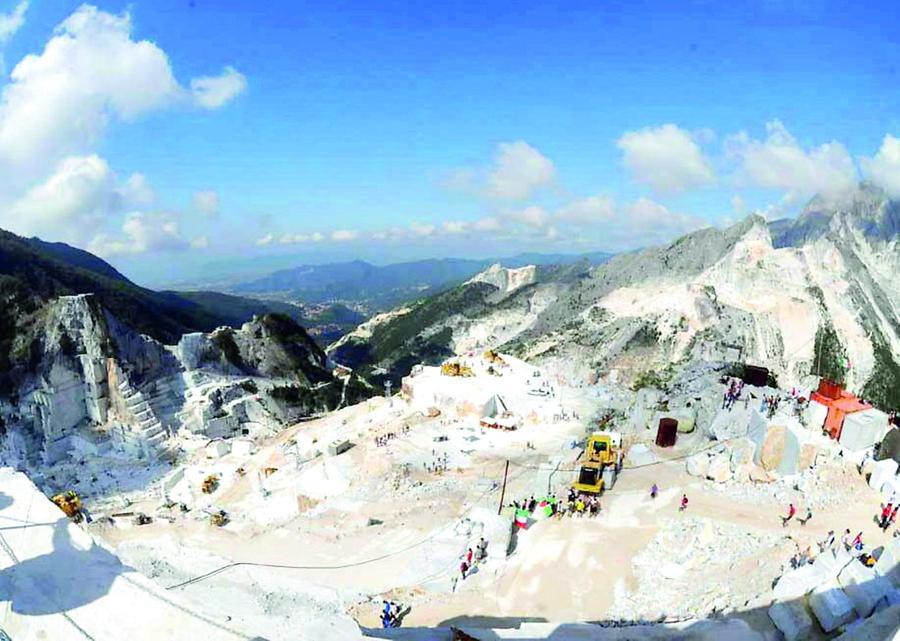 Cave, il canone è ancora fisso