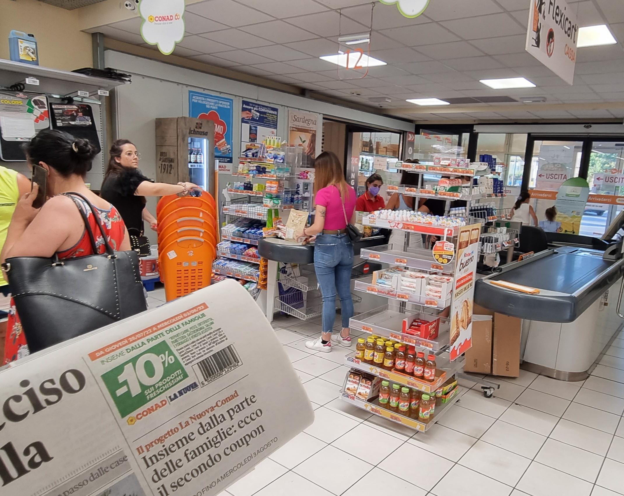 Un supermercato Conad a Nuoro