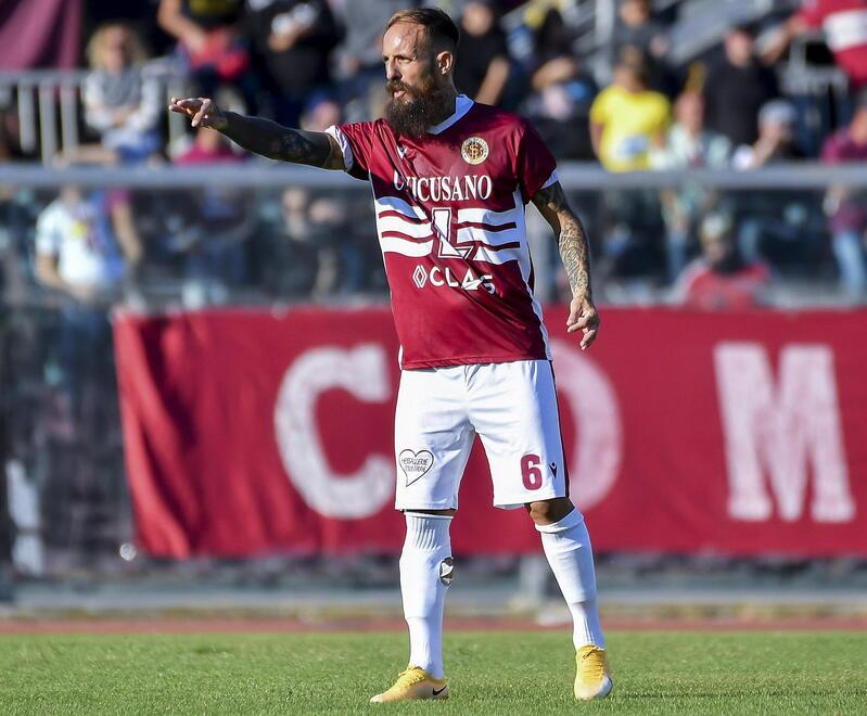 Dario Milianti, difensore classe 1983, con un passato da oltre 600 presenze in carriera