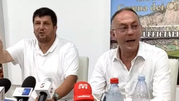 Da sinistra: Silvio Baldini e il direttore sportivo del Palermo Renzo Castagnini