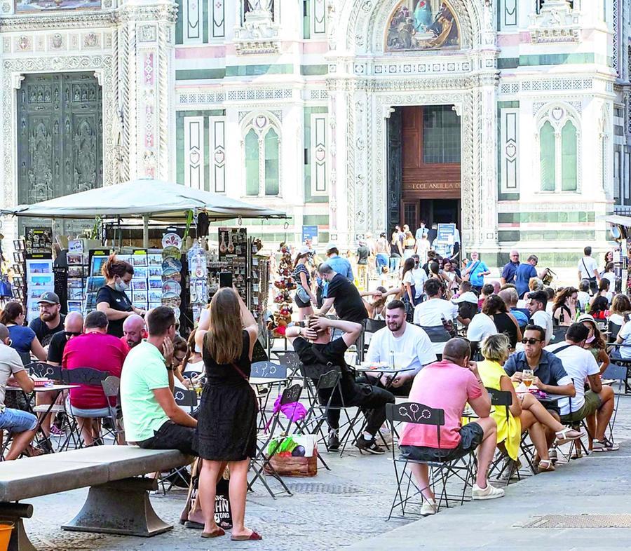 Affitti brevi Albergatori in rivolta: «Politica scollegata dalla realtà»