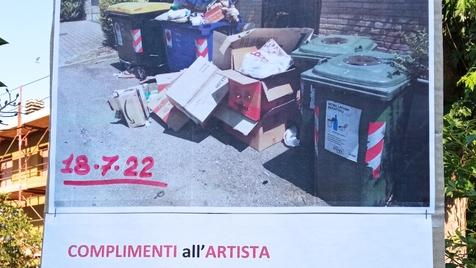 San Michele protesta per i rifiuti «Cassonetti piccoli e insufficienti»