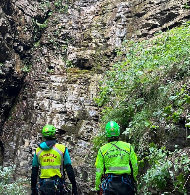 Fanano, Il Soccorso alpino &nbsp;nel canyon: 800 metri legati alle corde per trovare Salsi