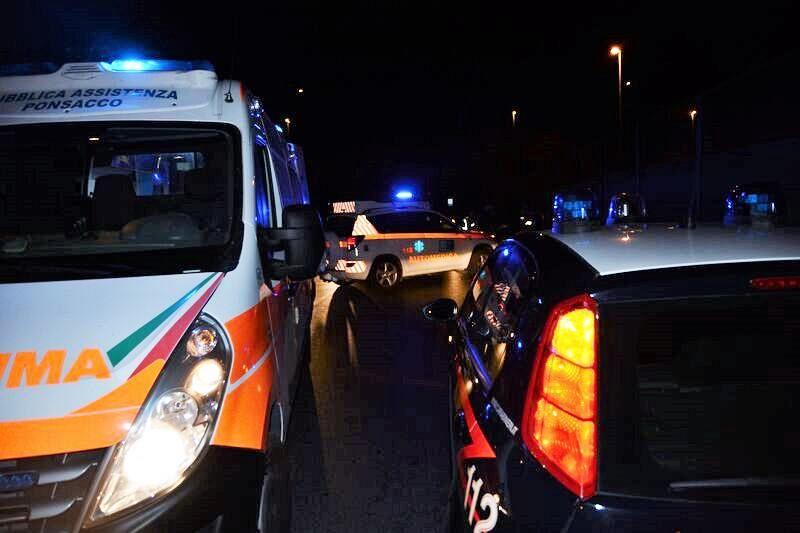 Ragazzo cade dallo scooter, è grave