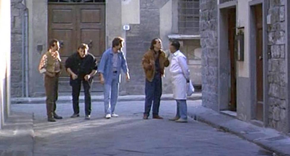 Nella foto il frame del film “I laureati” con la fuga dal ristorante senza pagare il conto