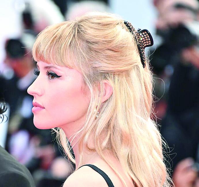 No, il mollettone no: nemmeno di Chanel 