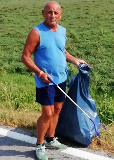 Scortichino, Buba volontario per l’ambiente: «Alleno chi entra in Plastic Free»