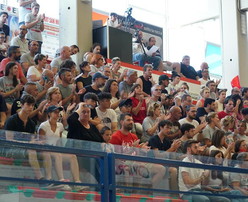 Nella foto il Pala Crédit Agricole durante una partita dell’Etrusca Basket che ha annunciato l’arrivo di Cipriani