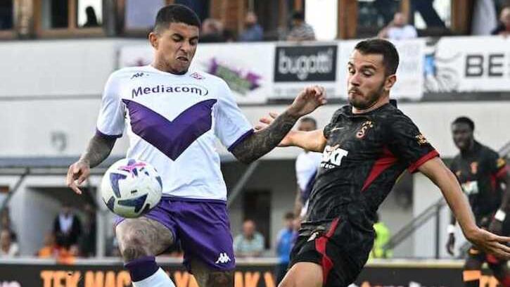 Un momento dell'amichevole tra Fiorentina e Galatasaray