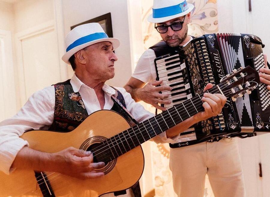 Lido Spina, Gennarelli dal vivo al Bagno Marrakech