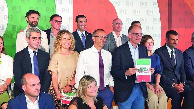 Letta gioca la carta dei sindaci: «La vostra agenda per il Paese»
