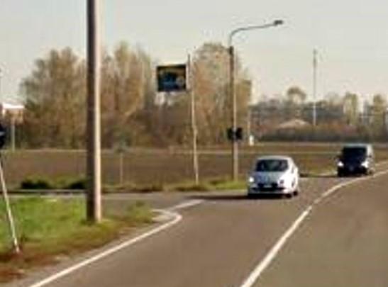 Modena Ciclista ferita in strada Contrada: la polizia locale chiede aiuto 