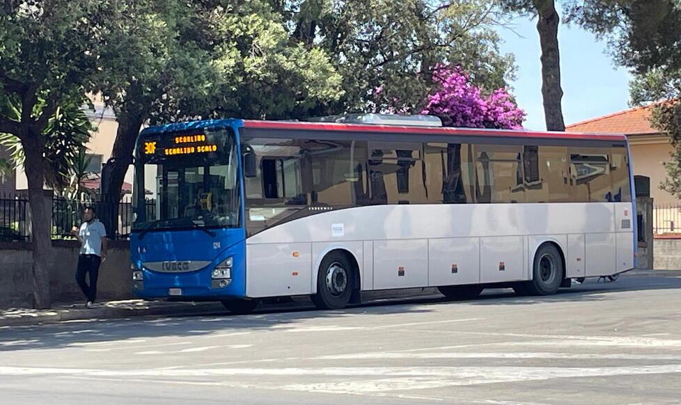Insulti e schiaffi agli autisti dei bus. «I pullman sono terra di nessuno»
