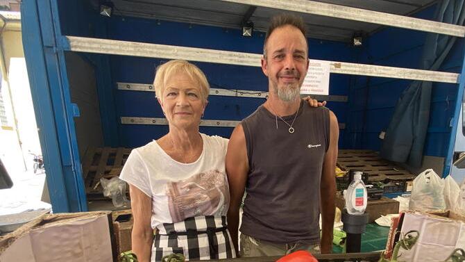 Chiude dopo 48 anni il banco dei Bianucci: «Grazie Pontedera per affetto e fedeltà»