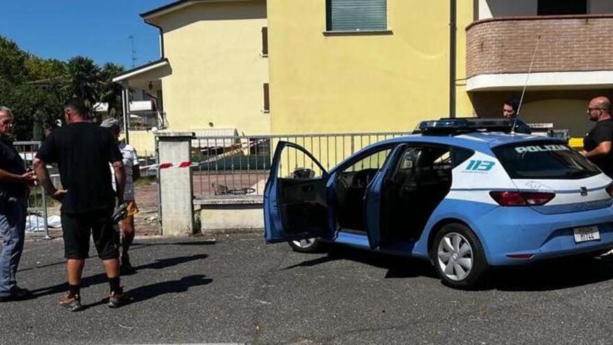 Mirandola Trovato senza vita nel tombino