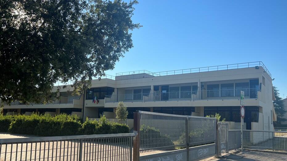 La scuola elementare Carducci di via della Canonica a Certaldo