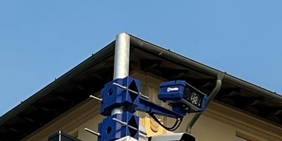 Una delle telecamere posizionate  a Viareggio per controllare le auto