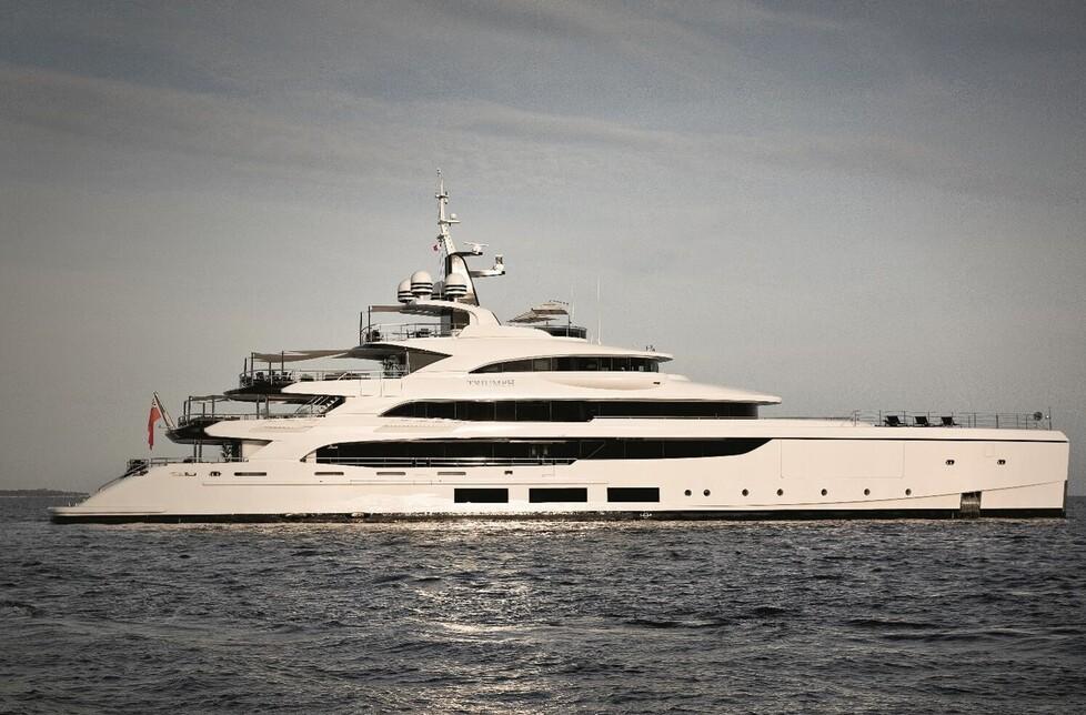 Il Triumph, uno dei più recenti megayacht varati da Benetti, 65 metri, sul podio al World Superyacht Awards