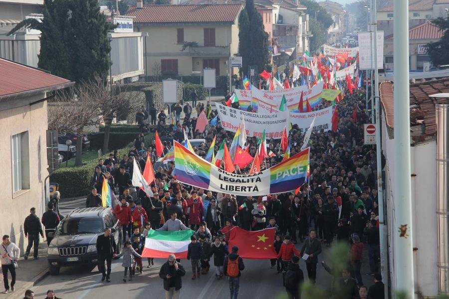 
	La manifestazione della comunit&agrave; cinese nel febbraio 2016

