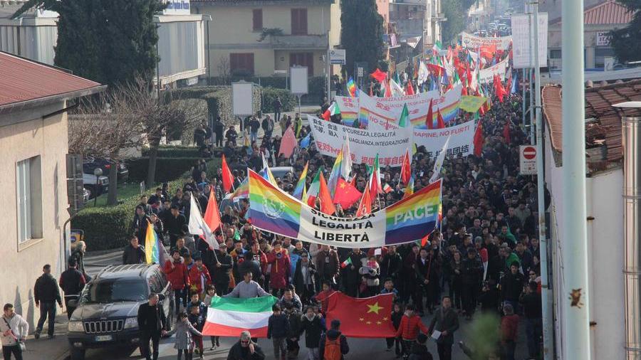 La manifestazione della comunità cinese nel febbraio 2016