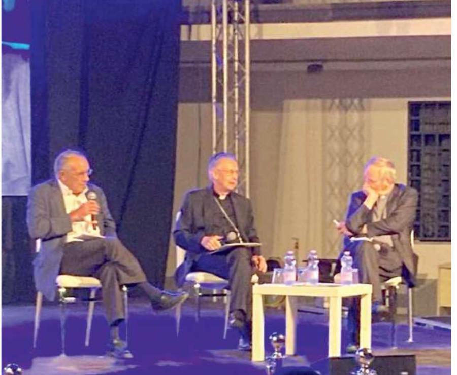 
	Il confronto tra il giornalista Massimo Franco, il presidente della Cei Matteo Zuppi e il vescovo di Nuoro e Ogliastra Antonello Mura

