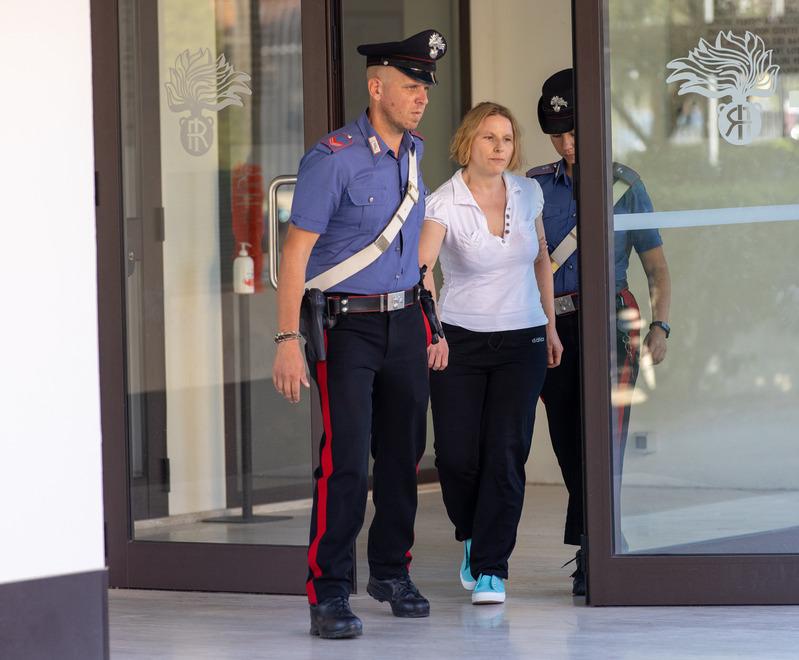Ferrara, madre uccisa in via Ortigara: domani perizia sulla figlia