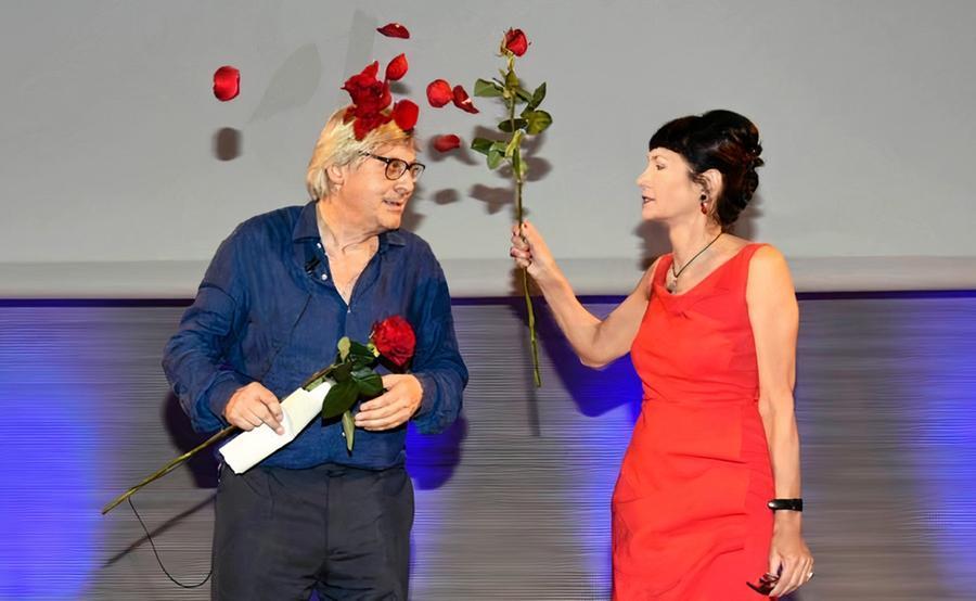 Raffaello, arte e mito a Comacchio: il pittore geniale secondo Sgarbi